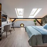 Apartment Skyline By Mb