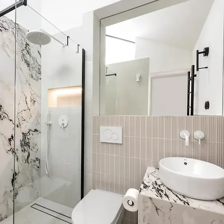 Apartament Skyline By Mb