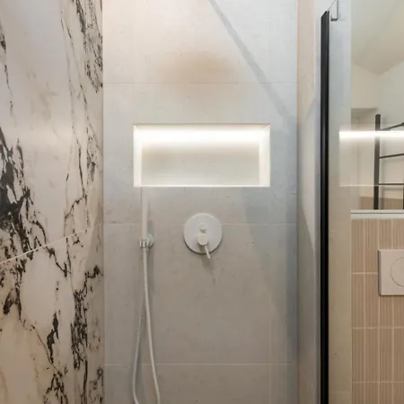 Apartament Skyline By Mb *