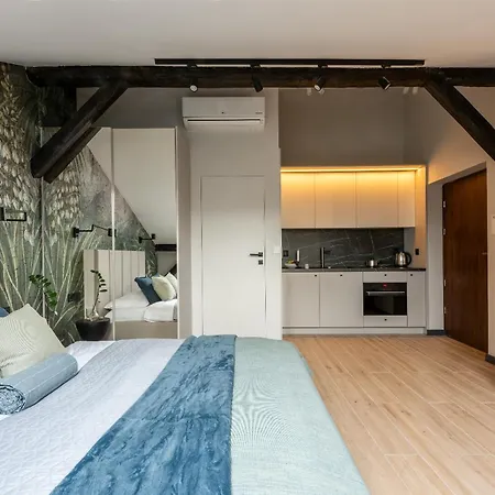 Skyline By Mb Apartman *