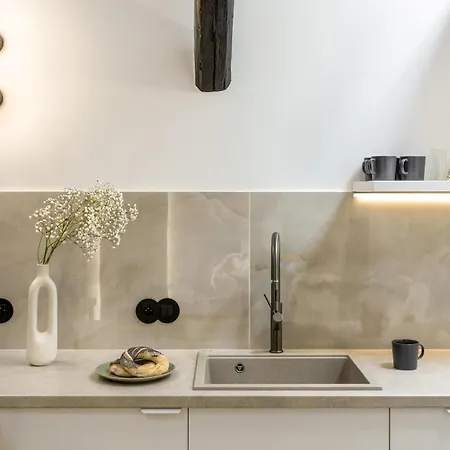 Apartman Skyline By Mb